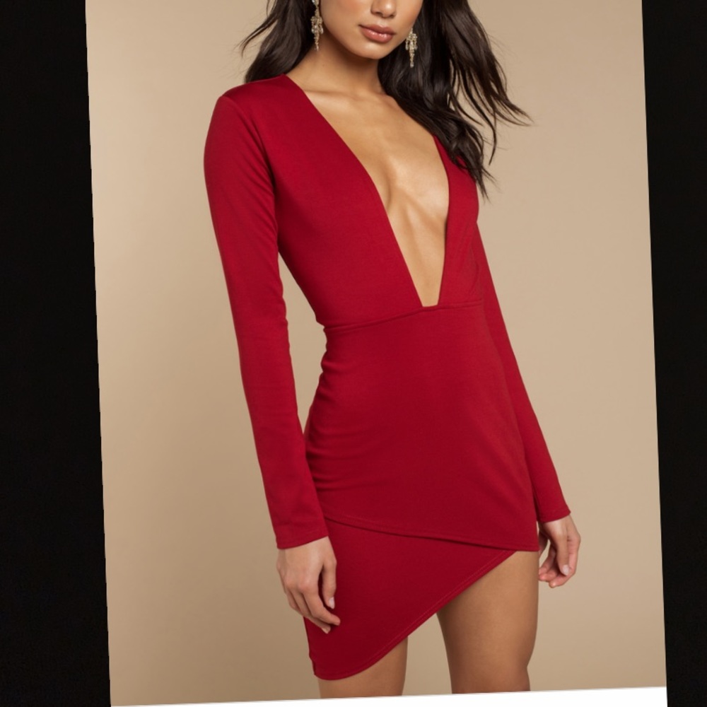 Red body con dress ❤️